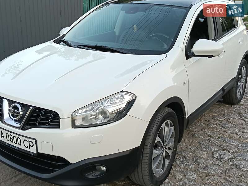 Внедорожник / Кроссовер Nissan Qashqai 2013 в Александровке фото 2 Внедорожник / Кроссовер Nissan Qashqai 2013 в Александровке