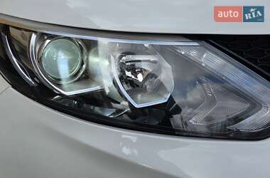 Внедорожник / Кроссовер Nissan Qashqai 2014 в 