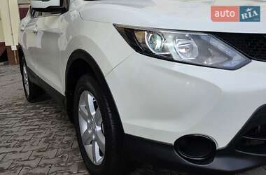 Внедорожник / Кроссовер Nissan Qashqai 2014 в 