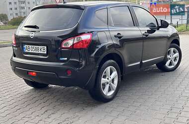 Внедорожник / Кроссовер Nissan Qashqai 2011 в 
