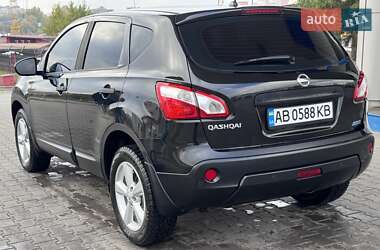 Внедорожник / Кроссовер Nissan Qashqai 2011 в 