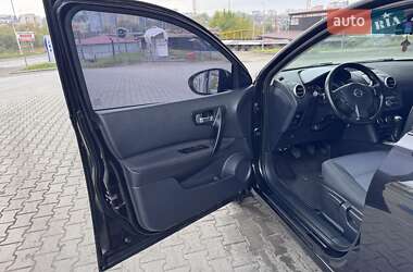 Внедорожник / Кроссовер Nissan Qashqai 2011 в 