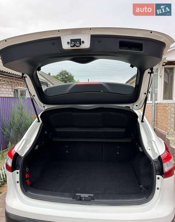 Позашляховик / Кросовер Nissan Qashqai 2015 в Бершаді фото 7 Позашляховик / Кросовер Nissan Qashqai 2015 в Бершаді