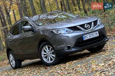 Внедорожник / Кроссовер Nissan Qashqai 2015 в 