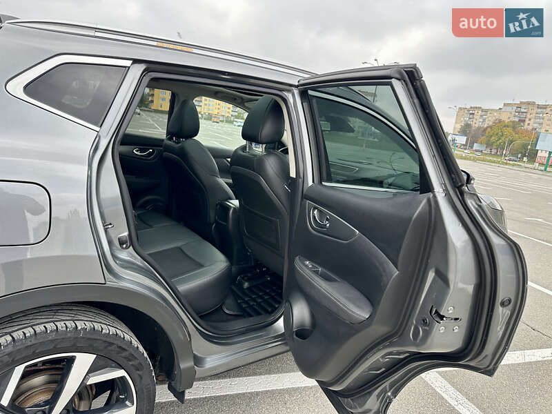 Позашляховик / Кросовер Nissan Qashqai 2017 в Кам'янець-Подільському