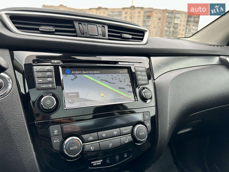 Позашляховик / Кросовер Nissan Qashqai 2017 в Кам'янець-Подільському