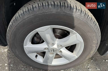 Внедорожник / Кроссовер Nissan Qashqai 2007 в 