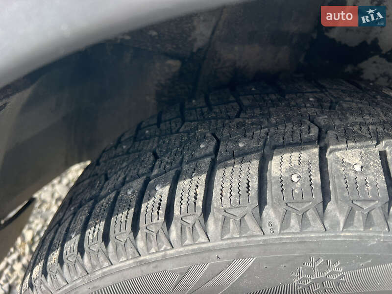 Позашляховик / Кросовер Nissan Qashqai 2012 в Камені-Каширському