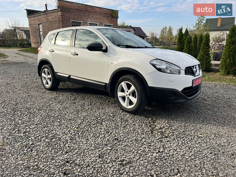 Позашляховик / Кросовер Nissan Qashqai 2012 в Камені-Каширському