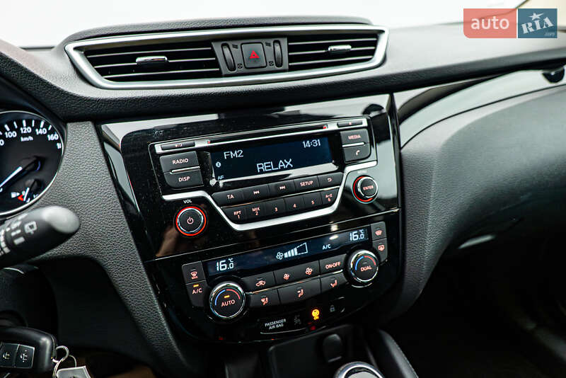 Внедорожник / Кроссовер Nissan Qashqai 2017 в Киеве фото 17 Внедорожник / Кроссовер Nissan Qashqai 2017 в Киеве