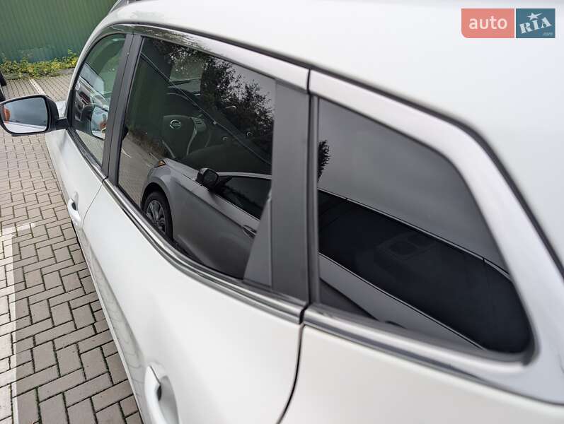 Внедорожник / Кроссовер Nissan Qashqai 2017 в Киеве