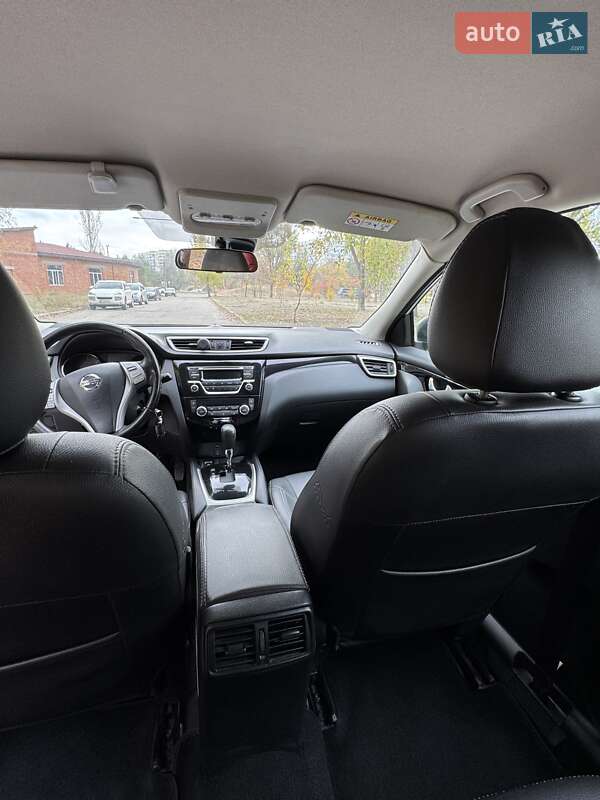 Внедорожник / Кроссовер Nissan Qashqai 2017 в Днепре