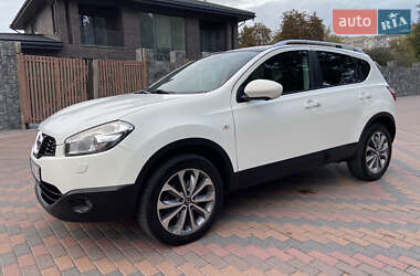 Внедорожник / Кроссовер Nissan Qashqai 2012 в 
