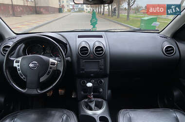 Внедорожник / Кроссовер Nissan Qashqai 2012 в 