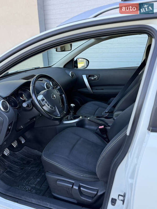 Внедорожник / Кроссовер Nissan Qashqai 2010 в Радехове