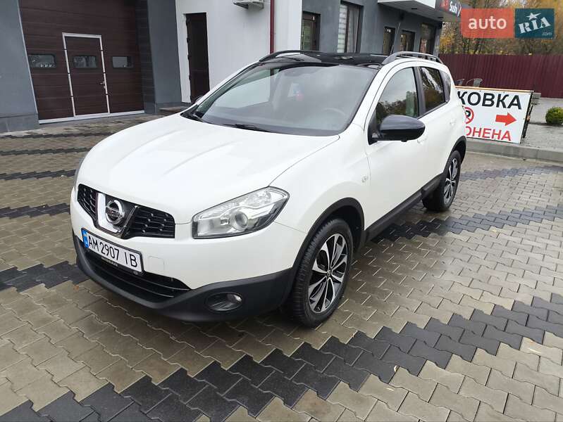 Внедорожник / Кроссовер Nissan Qashqai 2012 в Звягеле фото 4 Внедорожник / Кроссовер Nissan Qashqai 2012 в Звягеле