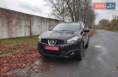 Позашляховик / Кросовер Nissan Qashqai 2012 в  фото 11 Позашляховик / Кросовер Nissan Qashqai 2012 в