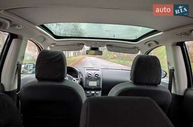 Позашляховик / Кросовер Nissan Qashqai 2012 в  фото 17 Позашляховик / Кросовер Nissan Qashqai 2012 в