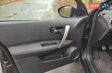 Позашляховик / Кросовер Nissan Qashqai 2012 в  фото 29 Позашляховик / Кросовер Nissan Qashqai 2012 в