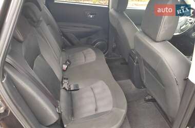 Позашляховик / Кросовер Nissan Qashqai 2012 в  фото 32 Позашляховик / Кросовер Nissan Qashqai 2012 в