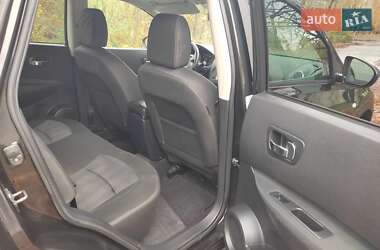 Позашляховик / Кросовер Nissan Qashqai 2012 в  фото 33 Позашляховик / Кросовер Nissan Qashqai 2012 в