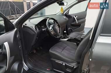 Внедорожник / Кроссовер Nissan Qashqai 2012 в 