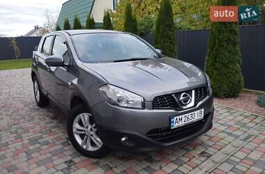 Внедорожник / Кроссовер Nissan Qashqai 2012 в 