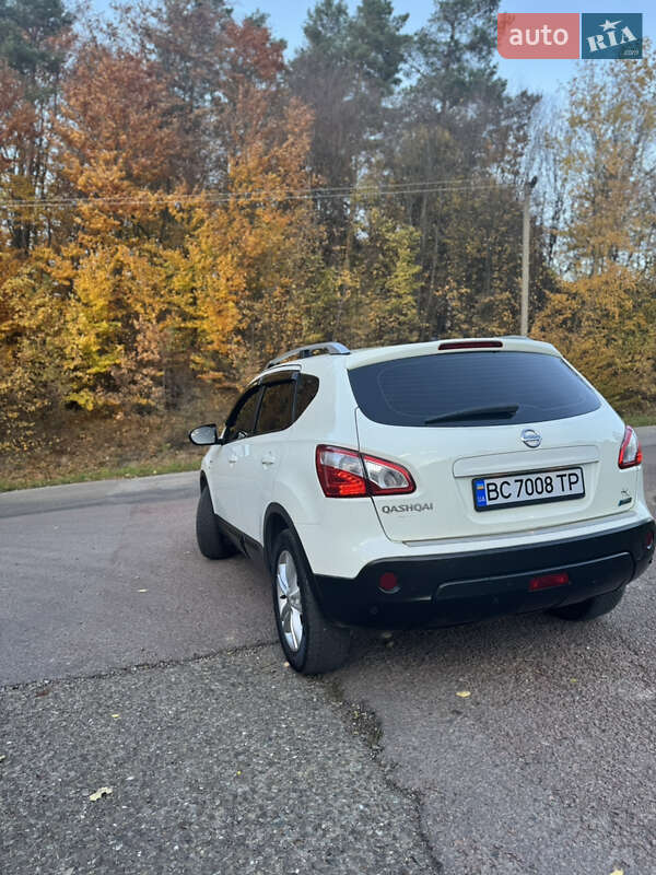 Позашляховик / Кросовер Nissan Qashqai 2011 в Долині