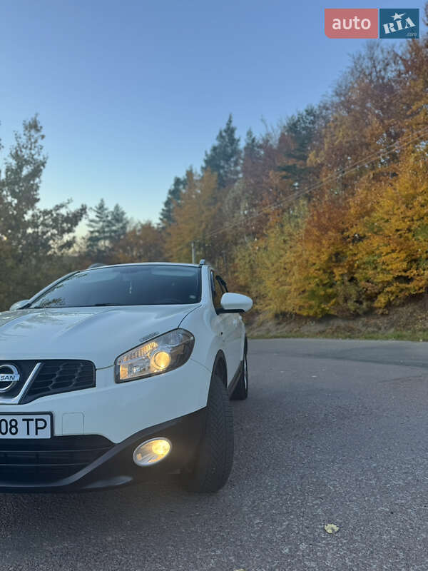 Позашляховик / Кросовер Nissan Qashqai 2011 в Долині