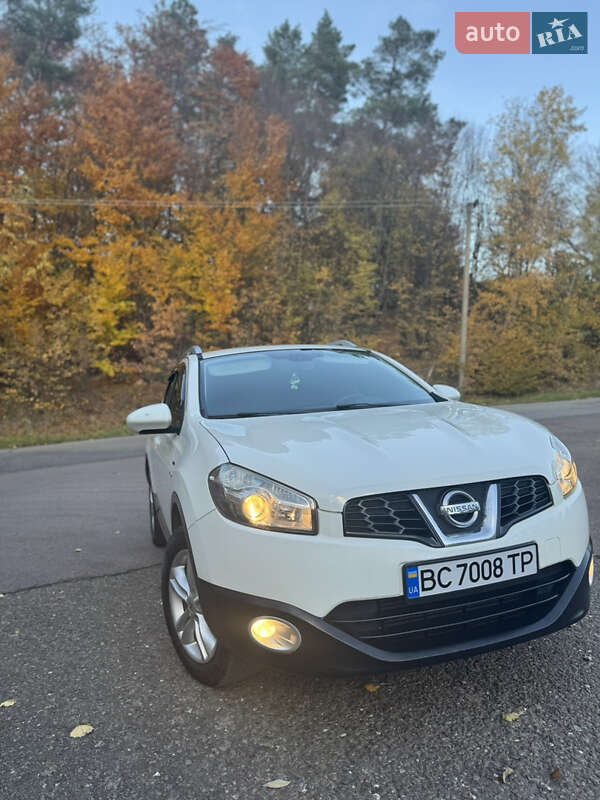 Позашляховик / Кросовер Nissan Qashqai 2011 в Долині