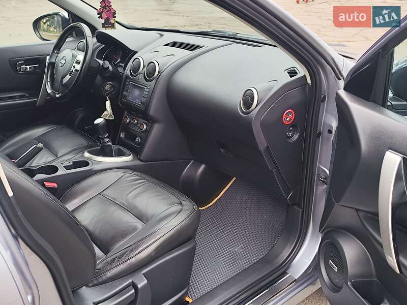 Внедорожник / Кроссовер Nissan Qashqai 2011 в Новоархангельске