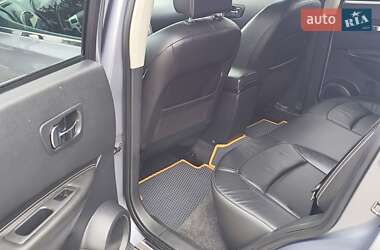 Внедорожник / Кроссовер Nissan Qashqai 2011 в 