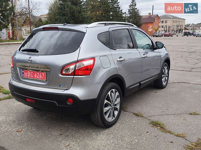 Внедорожник / Кроссовер Nissan Qashqai 2011 в Новоархангельске