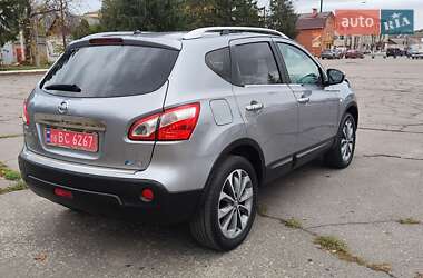 Внедорожник / Кроссовер Nissan Qashqai 2011 в 