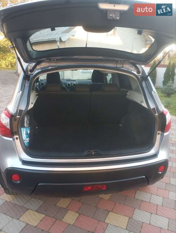 Внедорожник / Кроссовер Nissan Qashqai 2012 в Ивано-Франковске