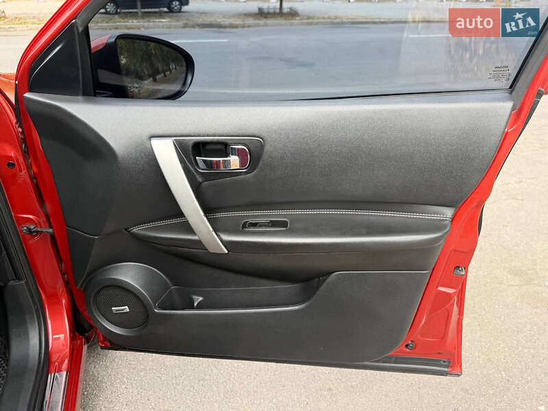 Внедорожник / Кроссовер Nissan Qashqai 2009 в Харькове