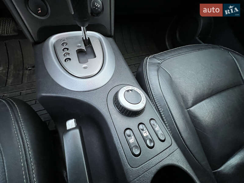 Позашляховик / Кросовер Nissan Qashqai 2008 в Києві фото 12 Позашляховик / Кросовер Nissan Qashqai 2008 в Києві