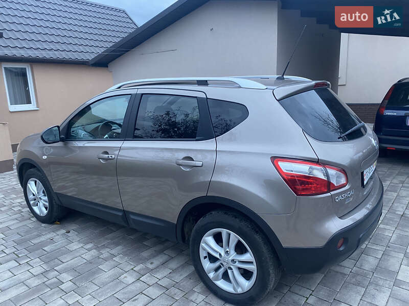 Внедорожник / Кроссовер Nissan Qashqai 2011 в Виннице