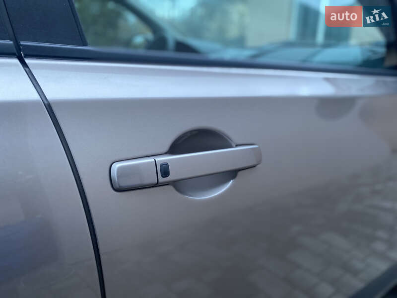 Внедорожник / Кроссовер Nissan Qashqai 2011 в Виннице