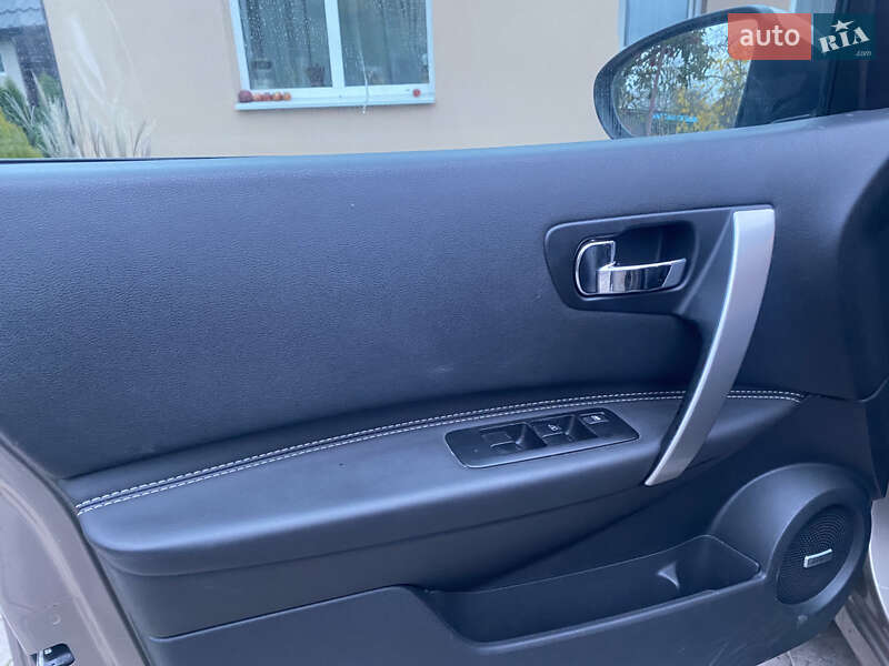 Внедорожник / Кроссовер Nissan Qashqai 2011 в Виннице