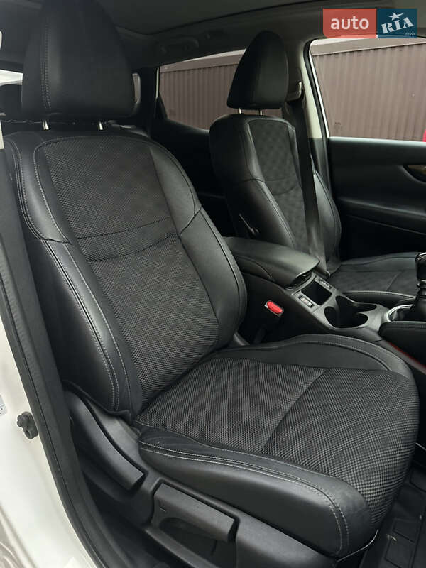 Внедорожник / Кроссовер Nissan Qashqai 2014 в Радивилове