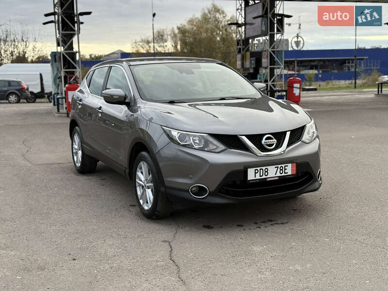 Внедорожник / Кроссовер Nissan Qashqai 2014 в Дубно