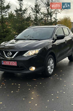 Позашляховик / Кросовер Nissan Qashqai 2017 в Дубні
