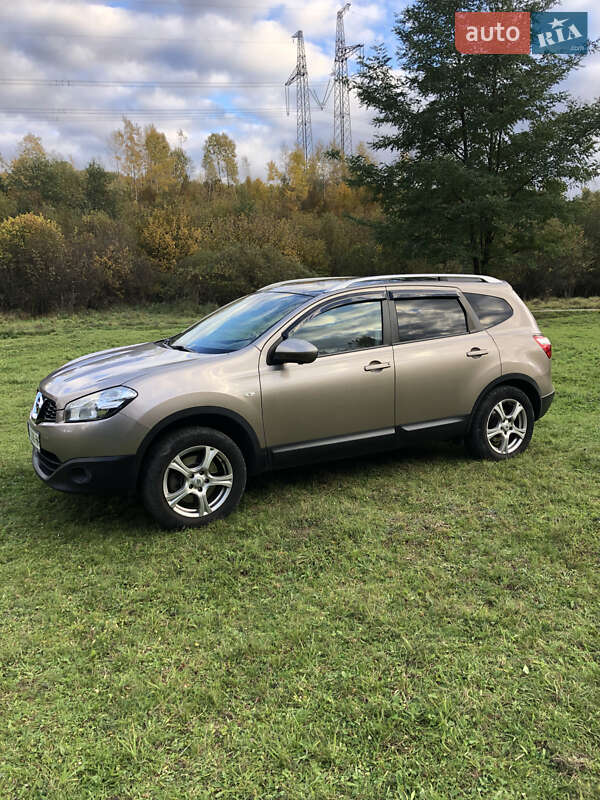 Внедорожник / Кроссовер Nissan Qashqai 2012 в Ужгороде фото 35 Внедорожник / Кроссовер Nissan Qashqai 2012 в Ужгороде