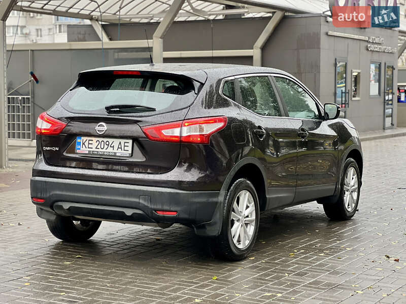 Внедорожник / Кроссовер Nissan Qashqai 2017 в Днепре