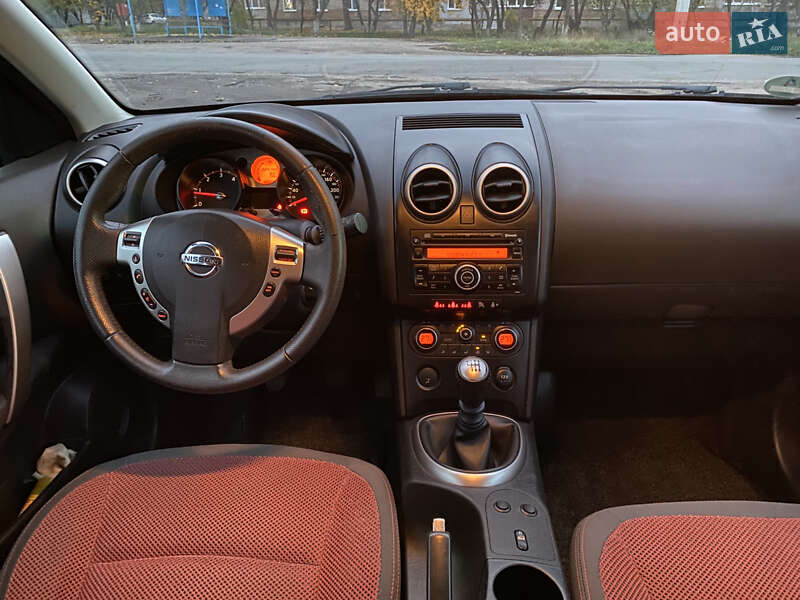 Внедорожник / Кроссовер Nissan Qashqai 2008 в Конотопе