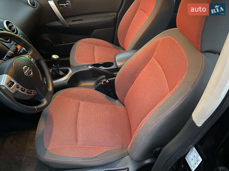 Внедорожник / Кроссовер Nissan Qashqai 2008 в Конотопе