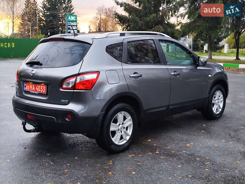 Внедорожник / Кроссовер Nissan Qashqai 2010 в Звягеле фото 4 Внедорожник / Кроссовер Nissan Qashqai 2010 в Звягеле