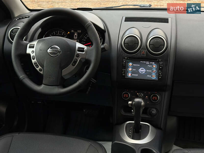 Внедорожник / Кроссовер Nissan Qashqai 2012 в Тячеве