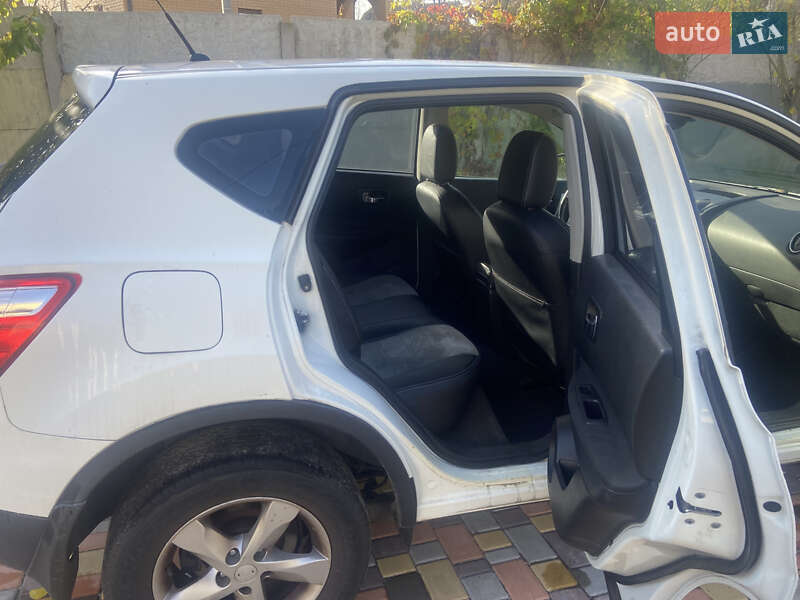 Позашляховик / Кросовер Nissan Qashqai 2011 в Києві
